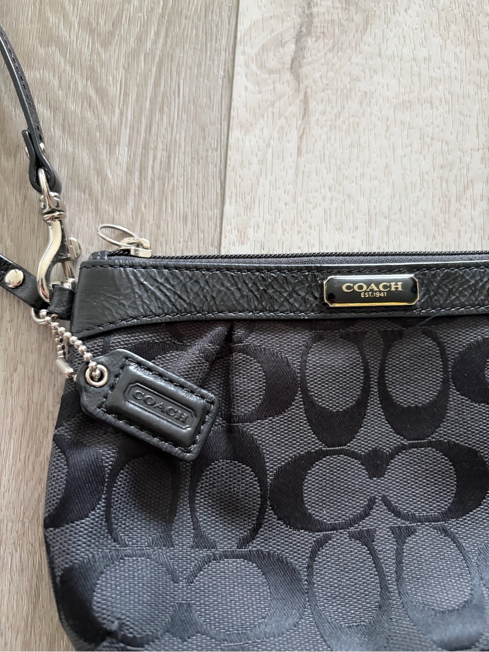 Coach Black Signature Wallet - Picture 2 of 4